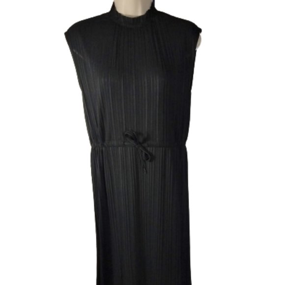Zara Black Dress Pleated Women's Size Small Sleeveless - Picture 1 of 7